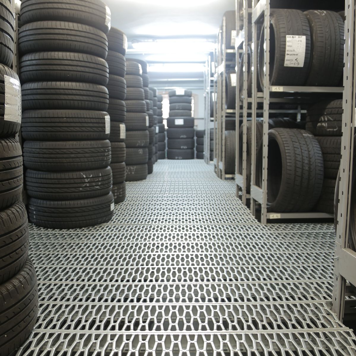 Bridgestone Meridian T7 225/65R17 102H, image 4