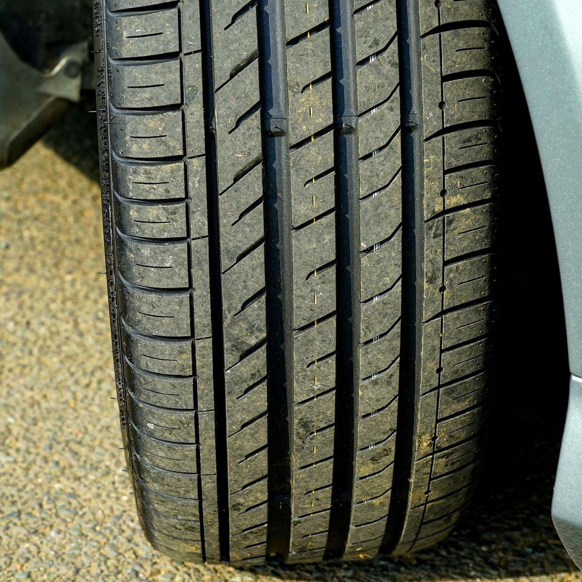 Pirelli Solaris P8 215/60R16 95V